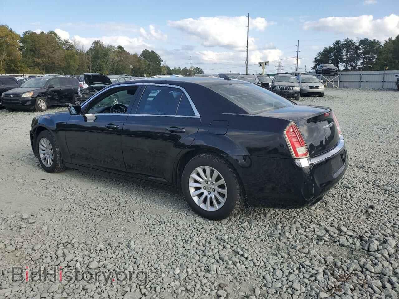 2014 CHRYSLER 300 - VIN: 2C3CCAAG3EH288612 - Фото 2