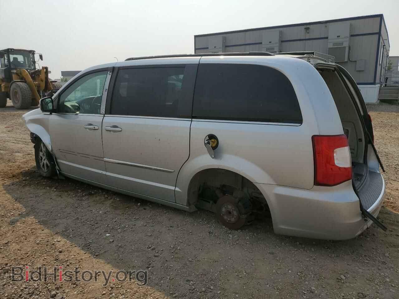 2011 CHRYSLER MINIVAN - VIN: 2A4RR8DG3BR796894 - Photo 2