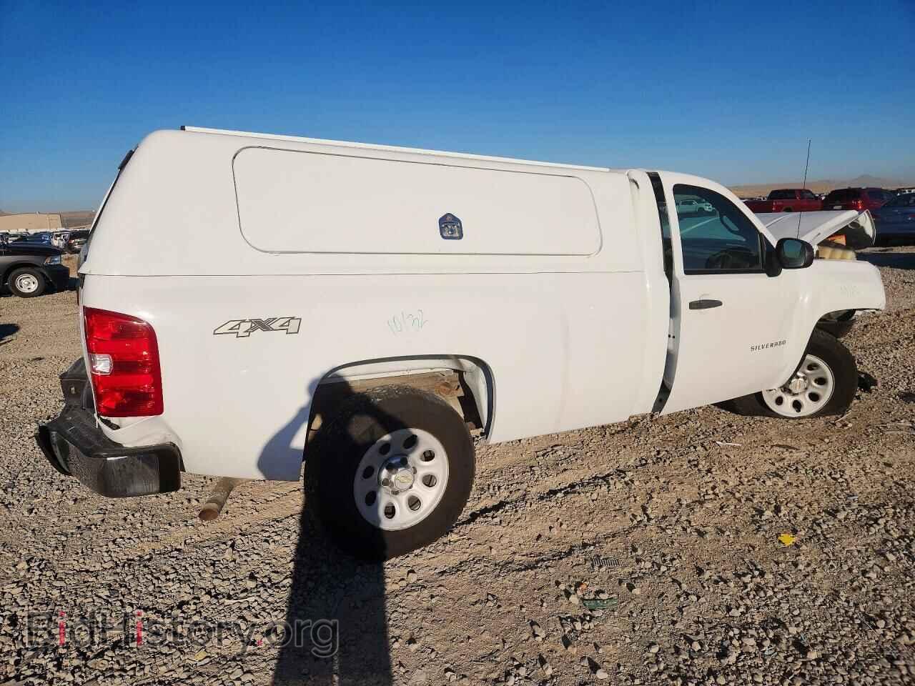 2013 CHEVROLET SILVERADO - VIN: 1GCNKPEA0DZ226664 - Фото 3
