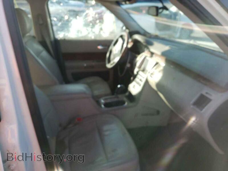 2011 Ford FLEX (VIN 2FMGK5DC6BBD20771) — photo 5 of 10