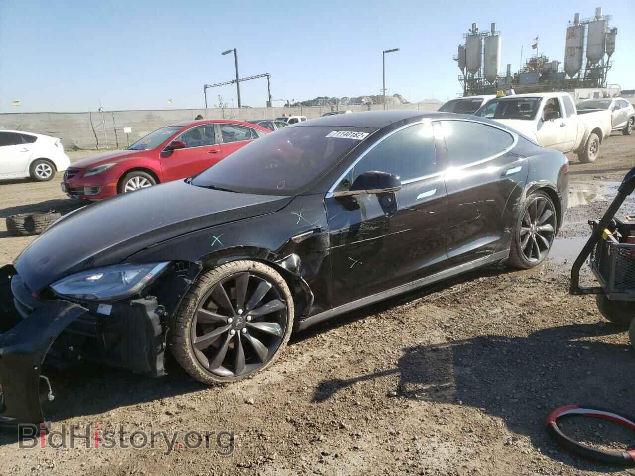 Фотография 5YJSA1E24FF102756 - TESLA MODEL S 2015