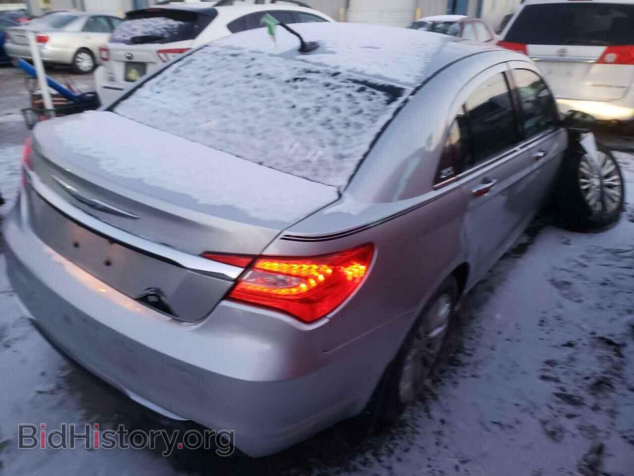 2011 CHRYSLER 200 - VIN: 1C3BC2FG0BN581333 - Фото 4