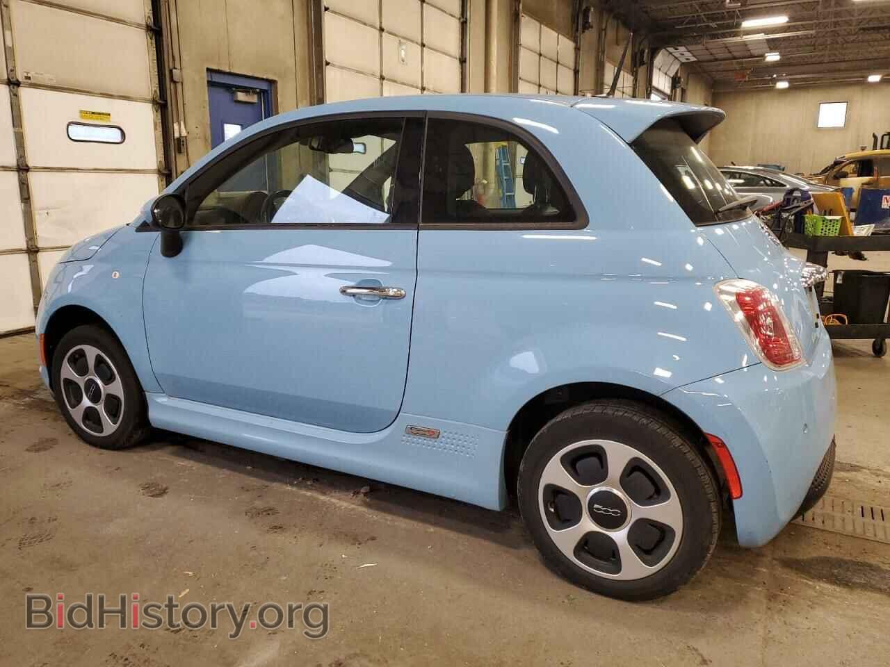 2015 FIAT 500 - VIN: 3C3CFFGEXFT590093 - Фото 2