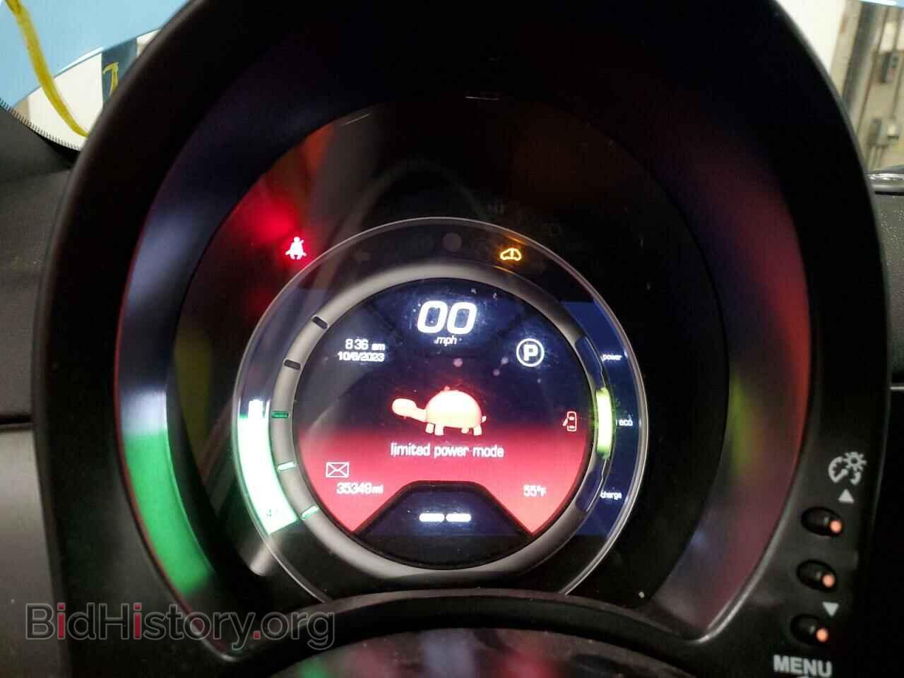 2015 FIAT 500 - VIN: 3C3CFFGEXFT590093 - Фото 9