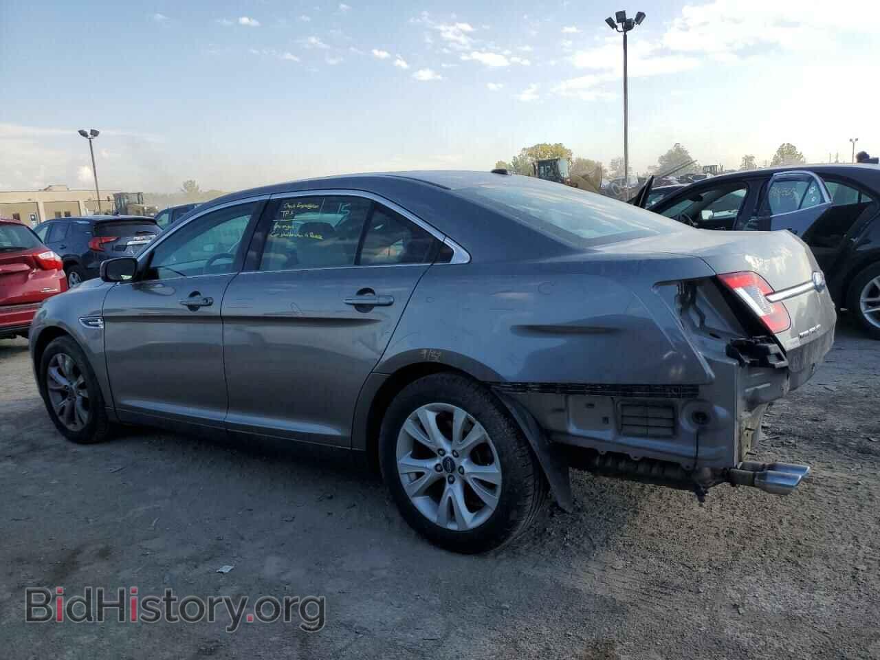 2011 FORD TAURUS - VIN: 1FAHP2EW6BG180690 - Фото 2