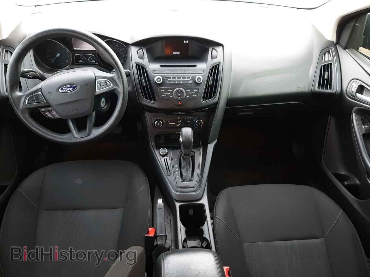 2017 FORD FOCUS - VIN: 1FADP3K23HL233061 - Фото 8