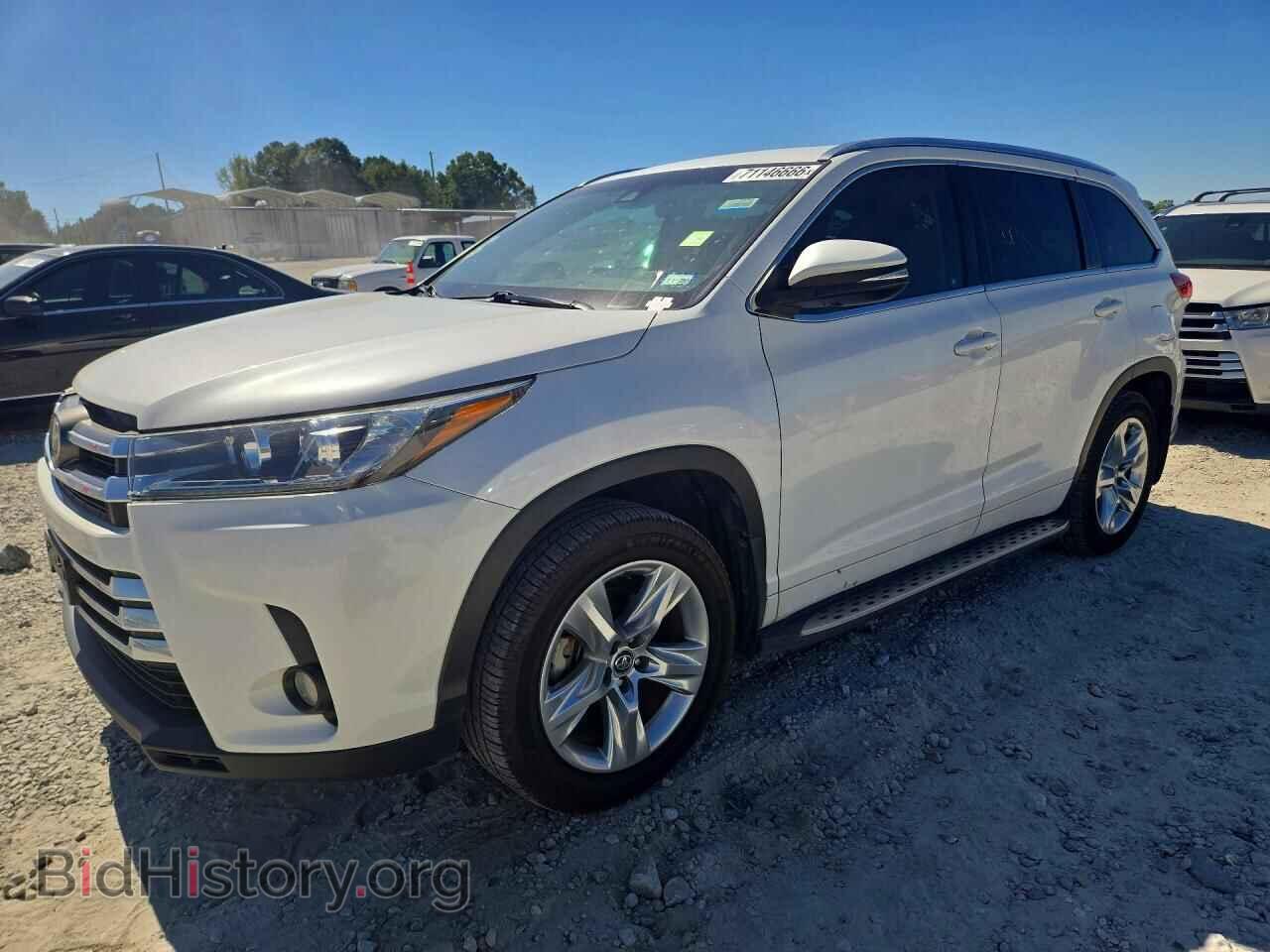 Фотография 5TDYZRFHXHS195320 - TOYOTA HIGHLANDER 2017