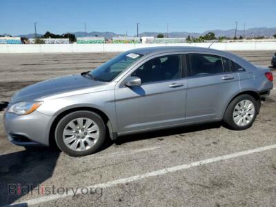 2014 Chrysler 200 LX, серебристый — VIN 1C3CCBAB4EN140941, Copart