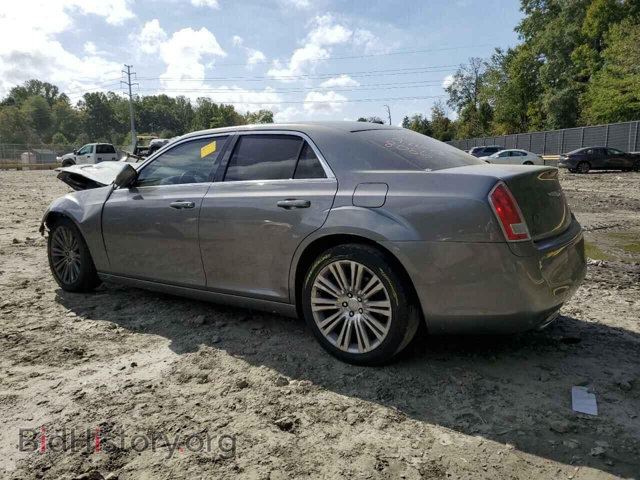 2012 CHRYSLER 300 - VIN: 2C3CCABGXCH208086 - Фото 2