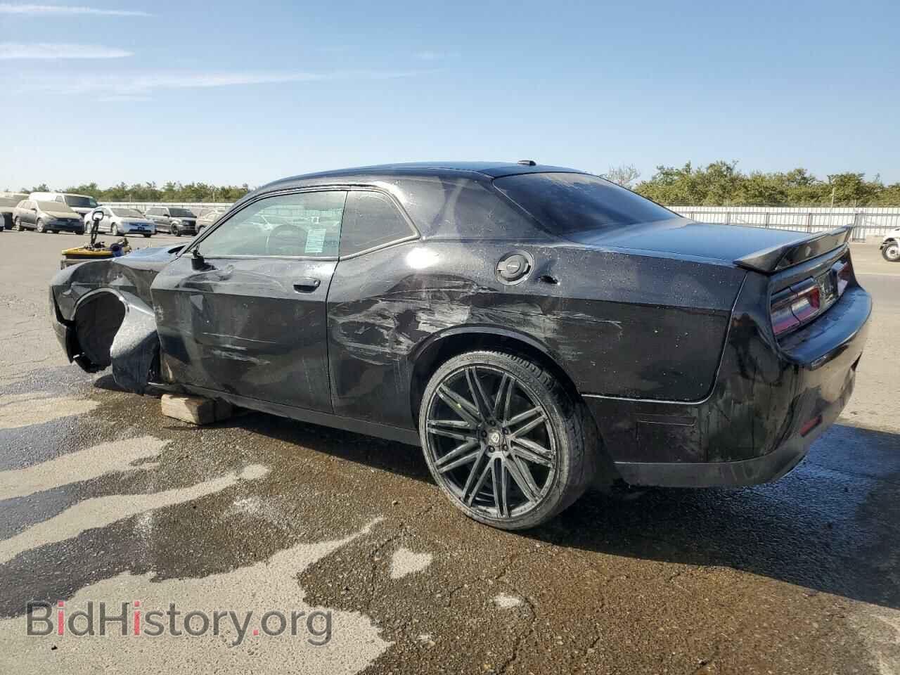 2018 DODGE CHALLENGER - VIN: 2C3CDZAG1JH122028 - Photo 2