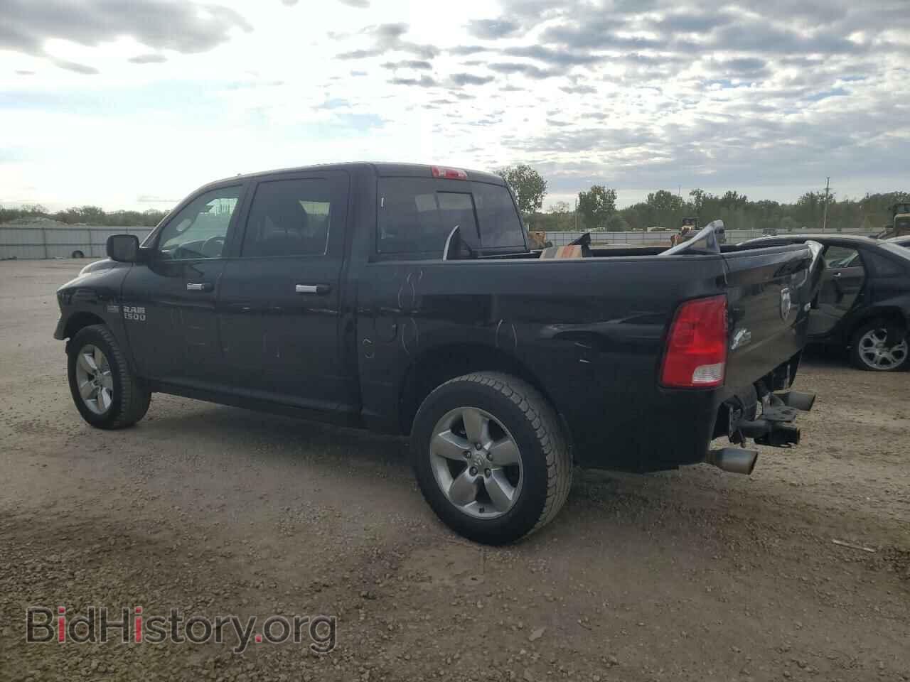 2016 RAM 1500 - VIN: 3C6RR7LT0GG207318 - Фото 2
