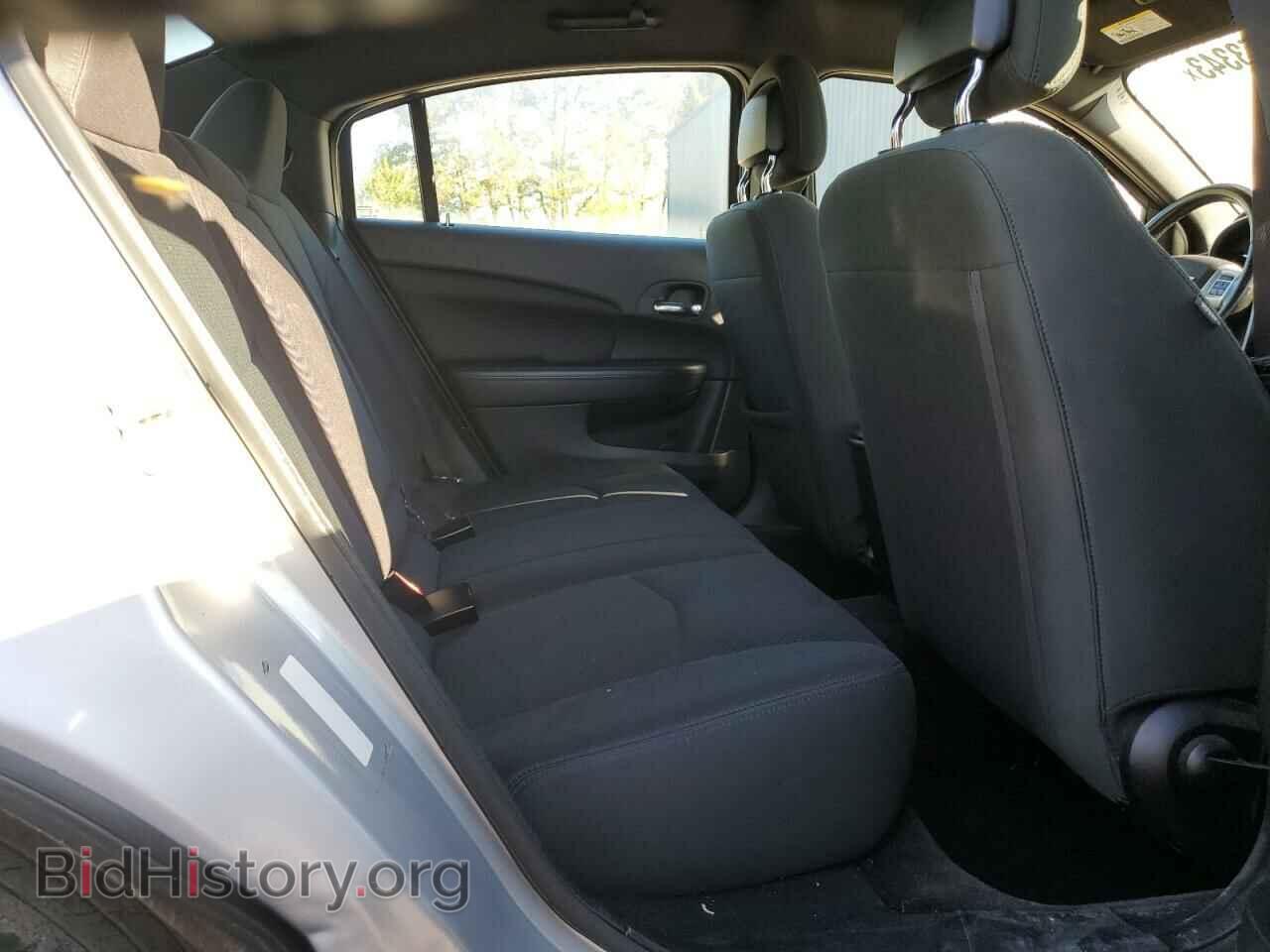 2011 CHRYSLER 200 - VIN: 1C3BC1FB4BN547815 - Фото 10