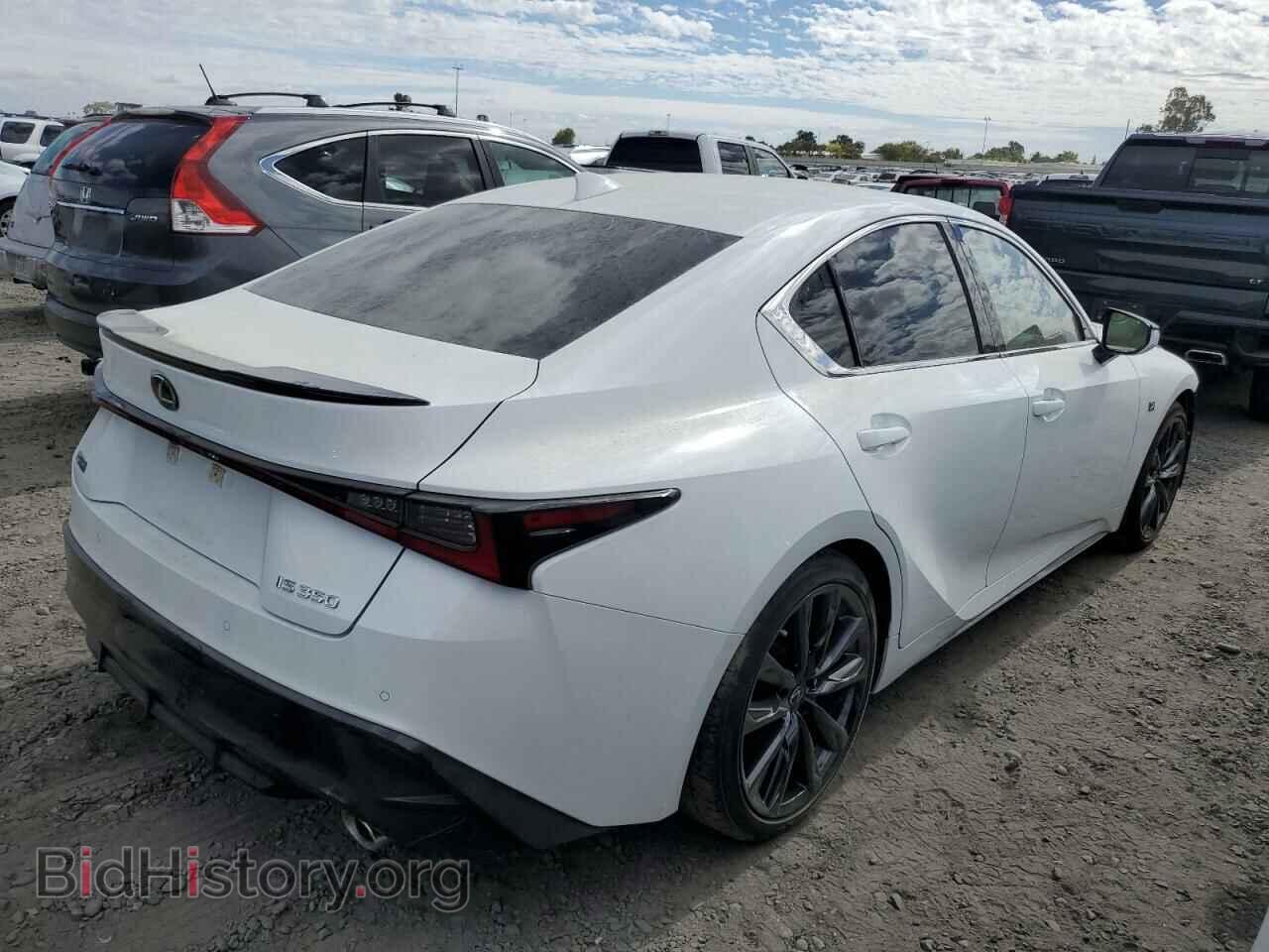 2021 LEXUS IS - VIN: JTHGZ1B25M5040994 - Фото 3