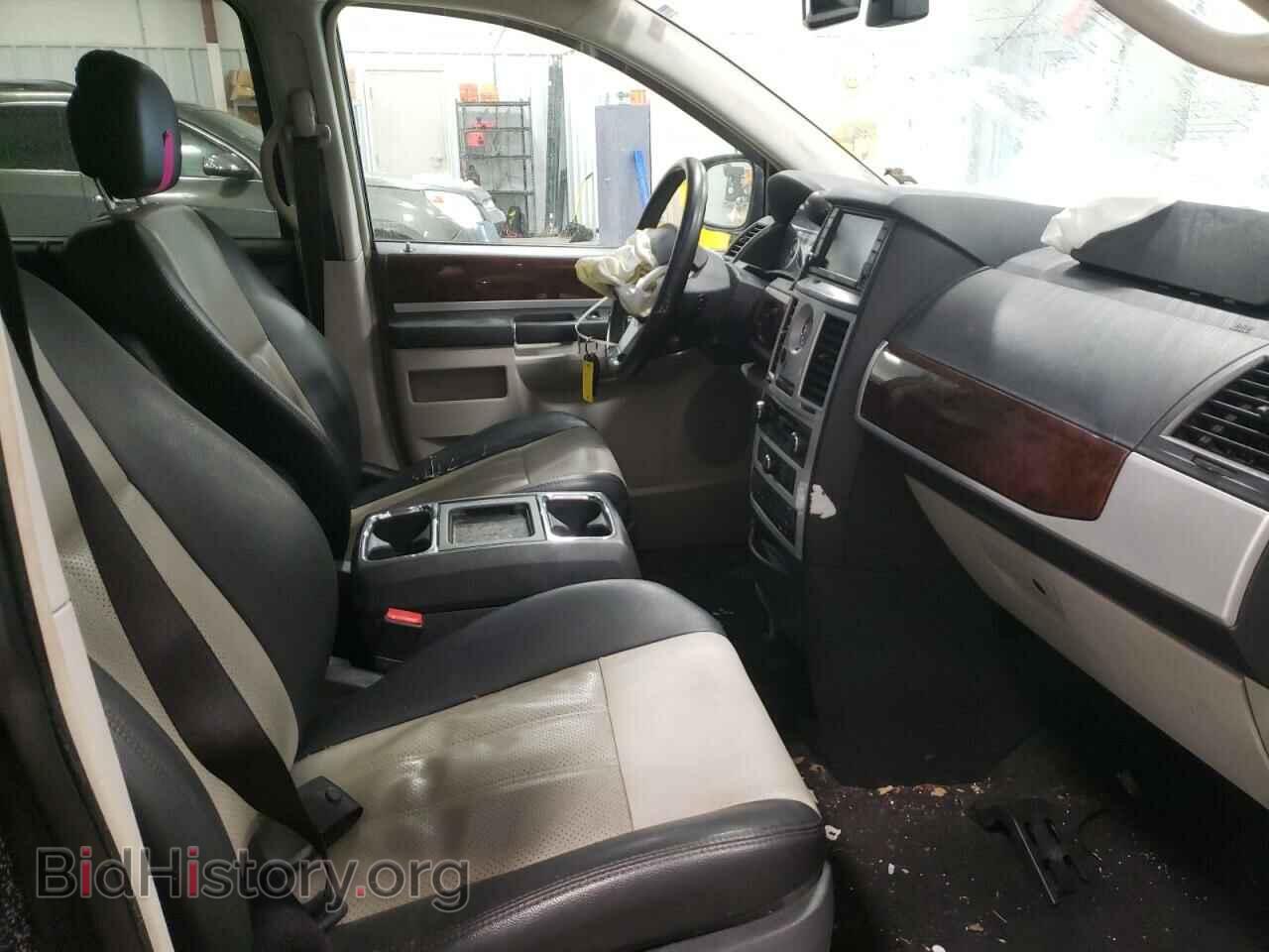 2010 CHRYSLER MINIVAN - VIN: 2A4RR8DX8AR456591 - Фото 5