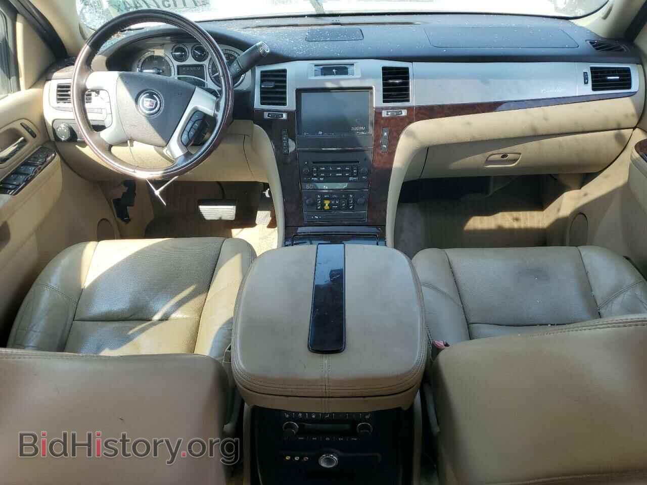 2011 CADILLAC ESCALADE - VIN: 1GYS4BEF8BR256014 - Фото 8