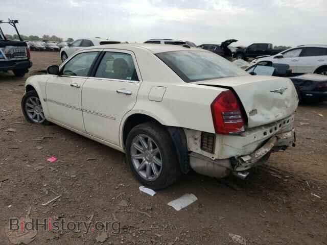 2005 CHRYSLER 300 - VIN: 2C3AA63H25H616490 - Фото 2