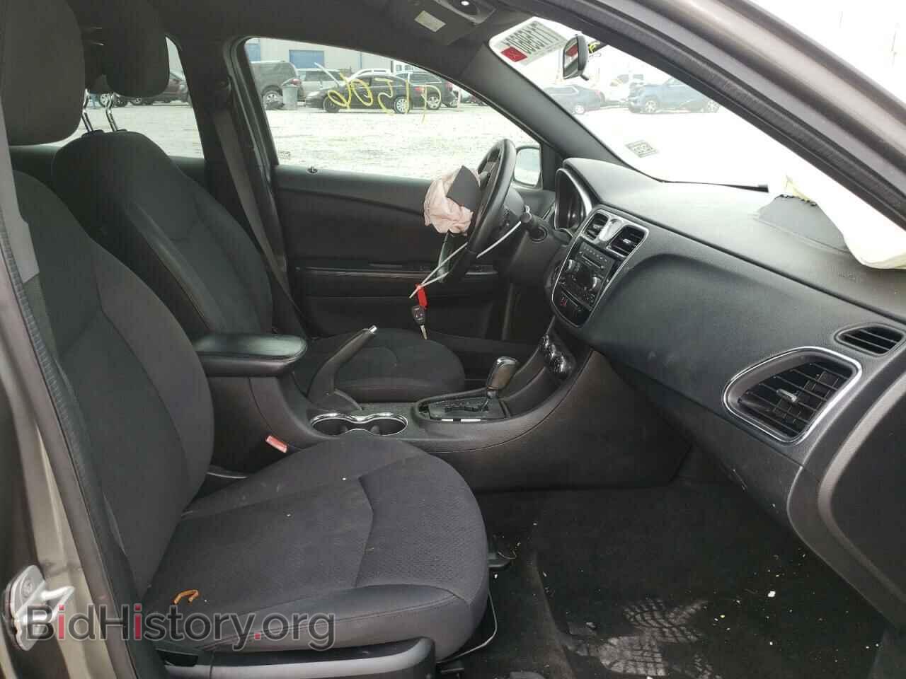 2013 CHRYSLER 200 - VIN: 1C3CCBBB1DN693981 - Фото 5