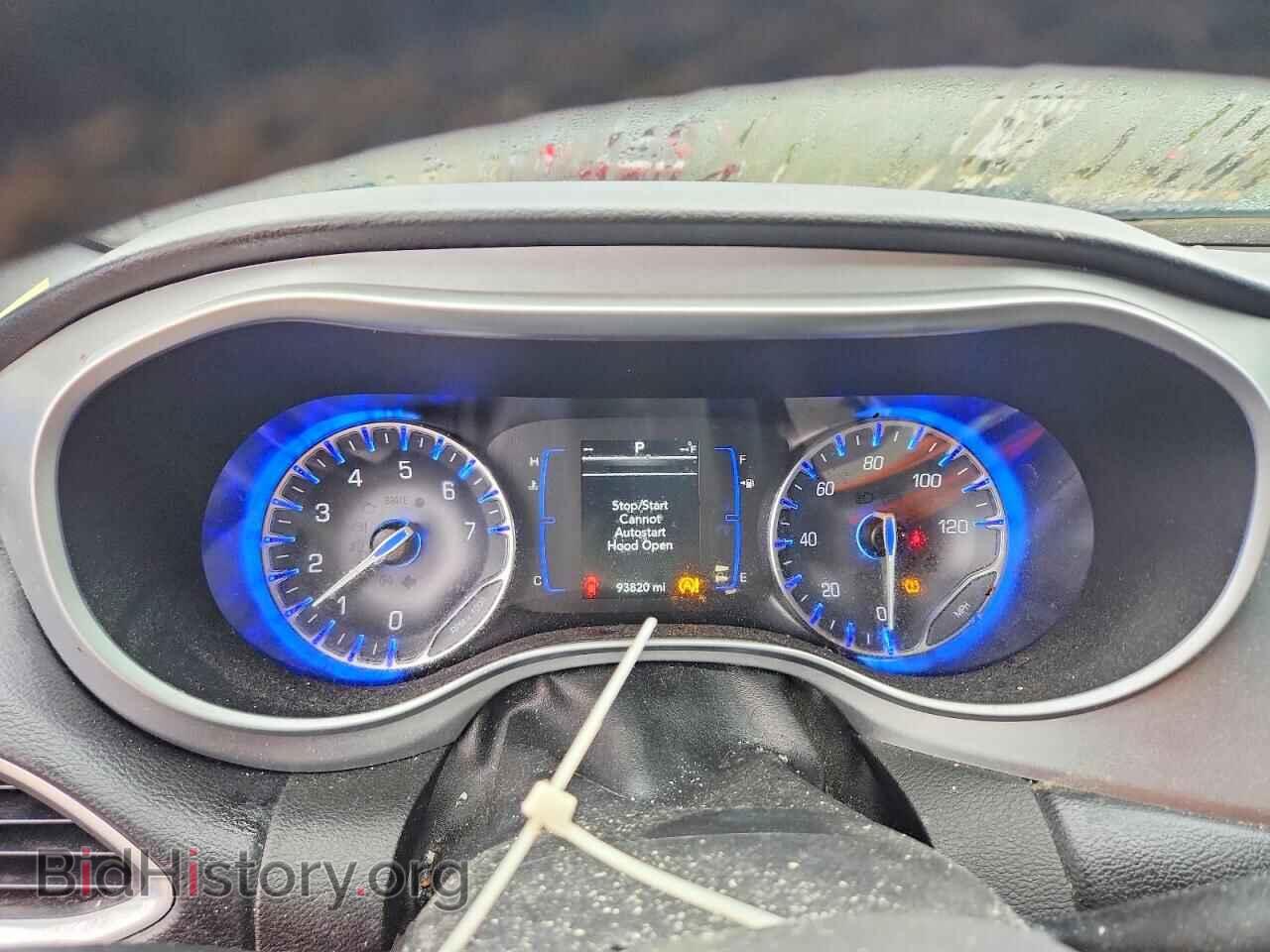 2018 CHRYSLER PACIFICA - VIN: 2C4RC1FG1JR204502 - Photo 9
