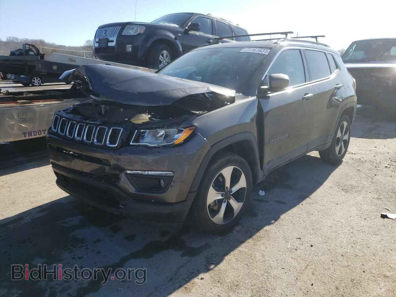 2019 JEEP COMPASS - VIN: 3C4NJDBB6KT697138 - Фото 2