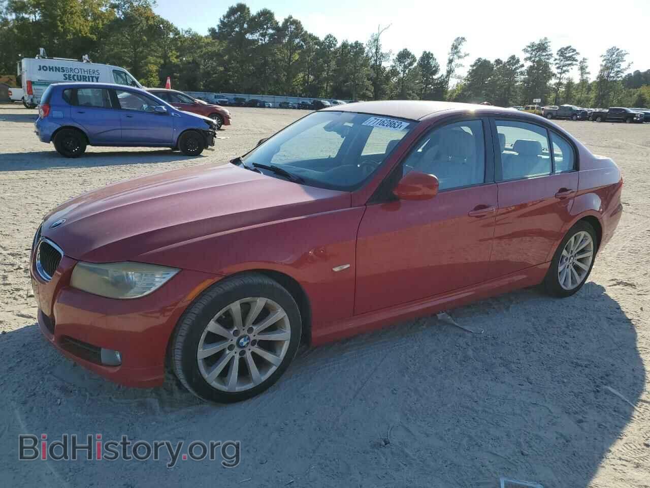 Photo WBAPH7C55BE677958 - BMW 3 SERIES 2011