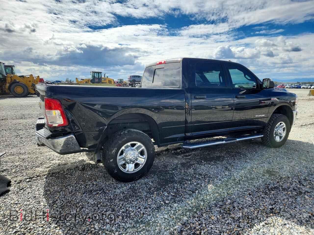 2021 RAM 2500 - VIN: 3C6UR5CJ2MG660445 - Photo 3