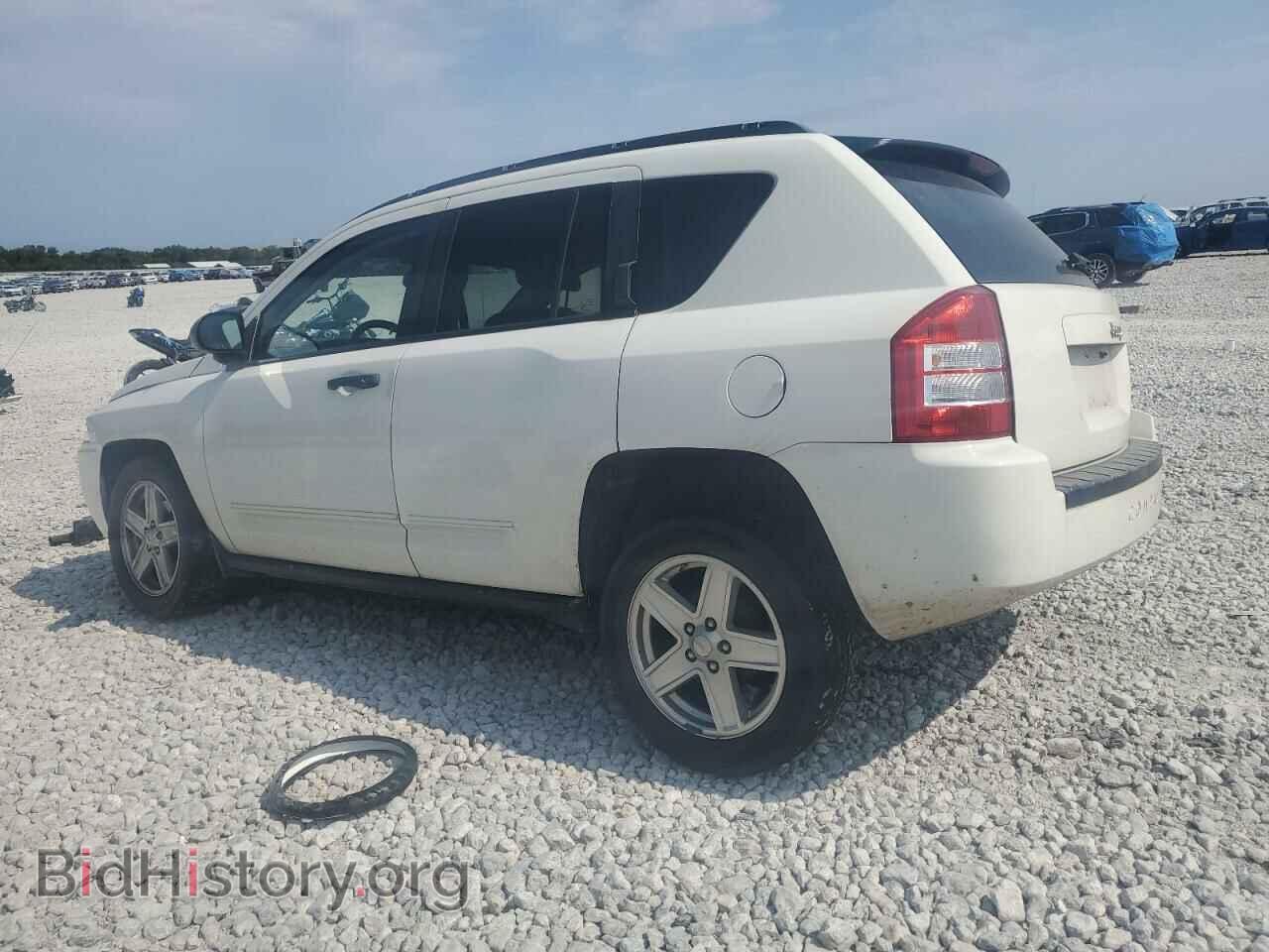 2008 JEEP COMPASS - VIN: 1J8FT47W48D790824 - Фото 2