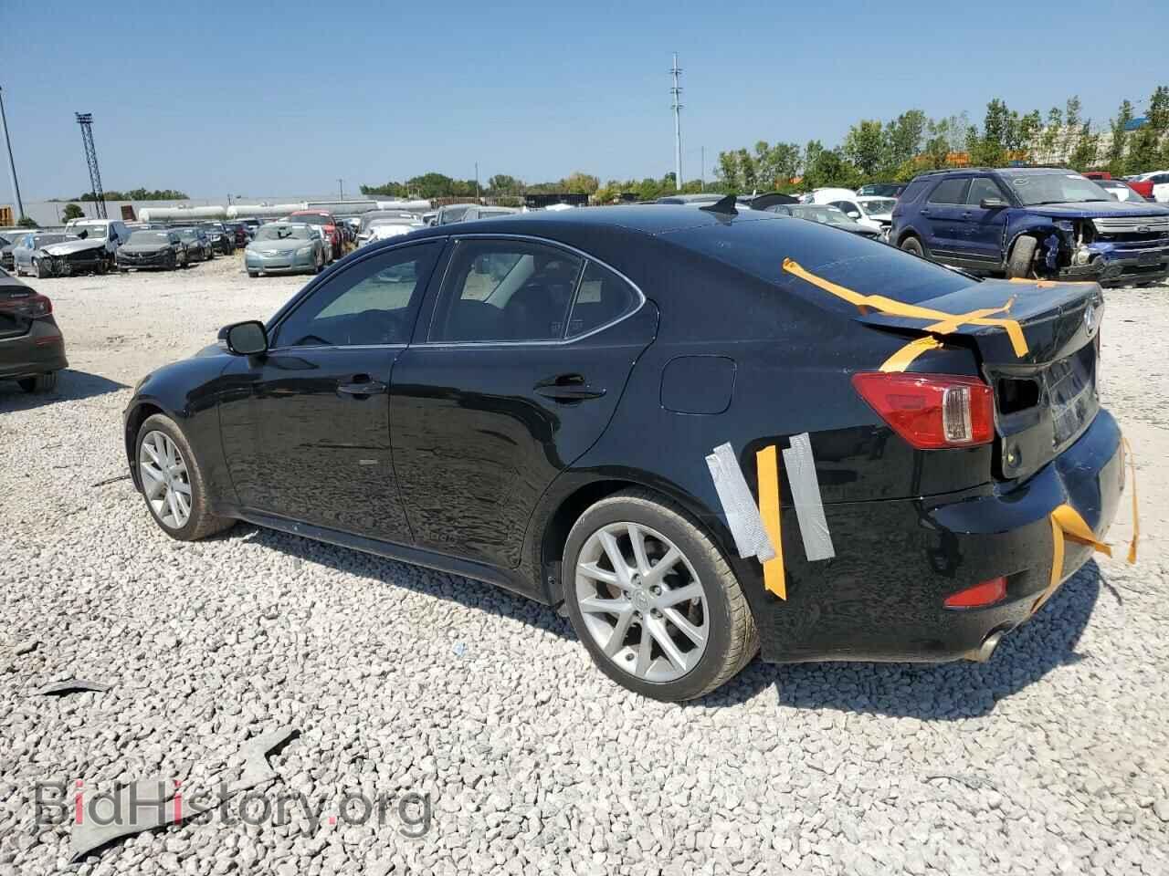 2011 LEXUS IS - VIN: JTHCF5C27B5046631 - Photo 2