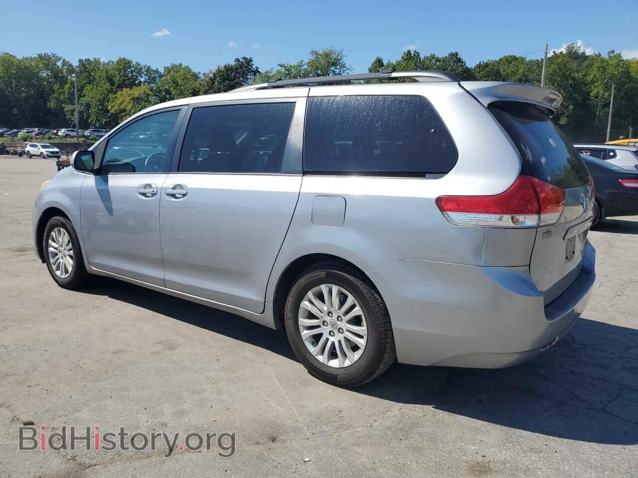 2011 TOYOTA All Models - VIN: 5TDYK3DC3BS169173 - Фото 2