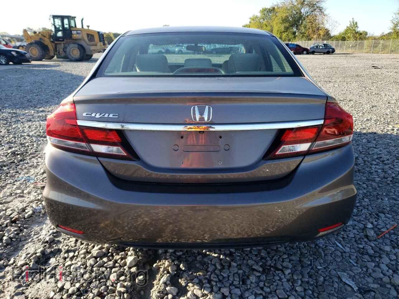 2013 HONDA CIVIC - VIN: 19XFB2F54DE032577 - Фото 6