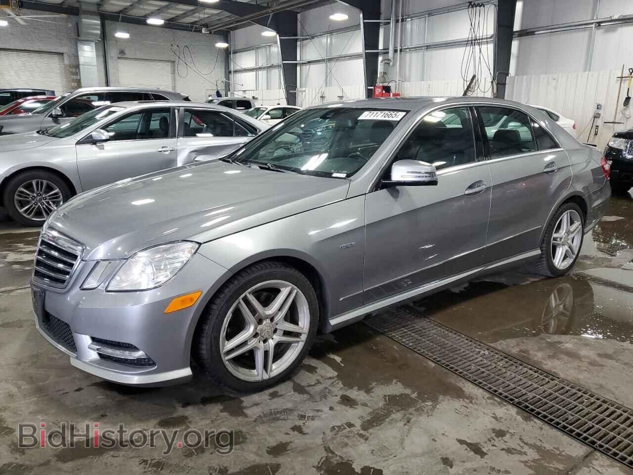 Photo WDDHF8JB1CA539490 - MERCEDES-BENZ E-CLASS 2012