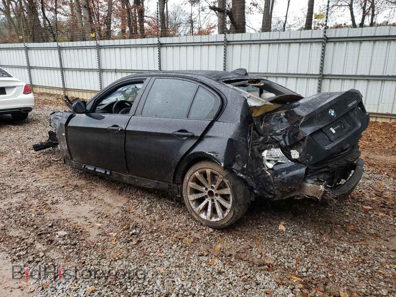 2011 BMW 3 SERIES - VIN: WBAPH7C52BE460335 - Фото 2