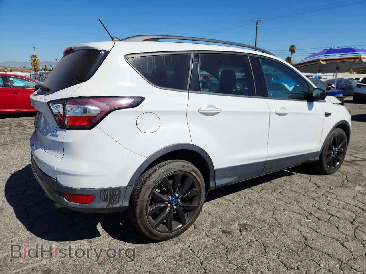 2018 FORD ESCAPE - VIN: 1FMCU0GD9JUB14322 - Photo 3