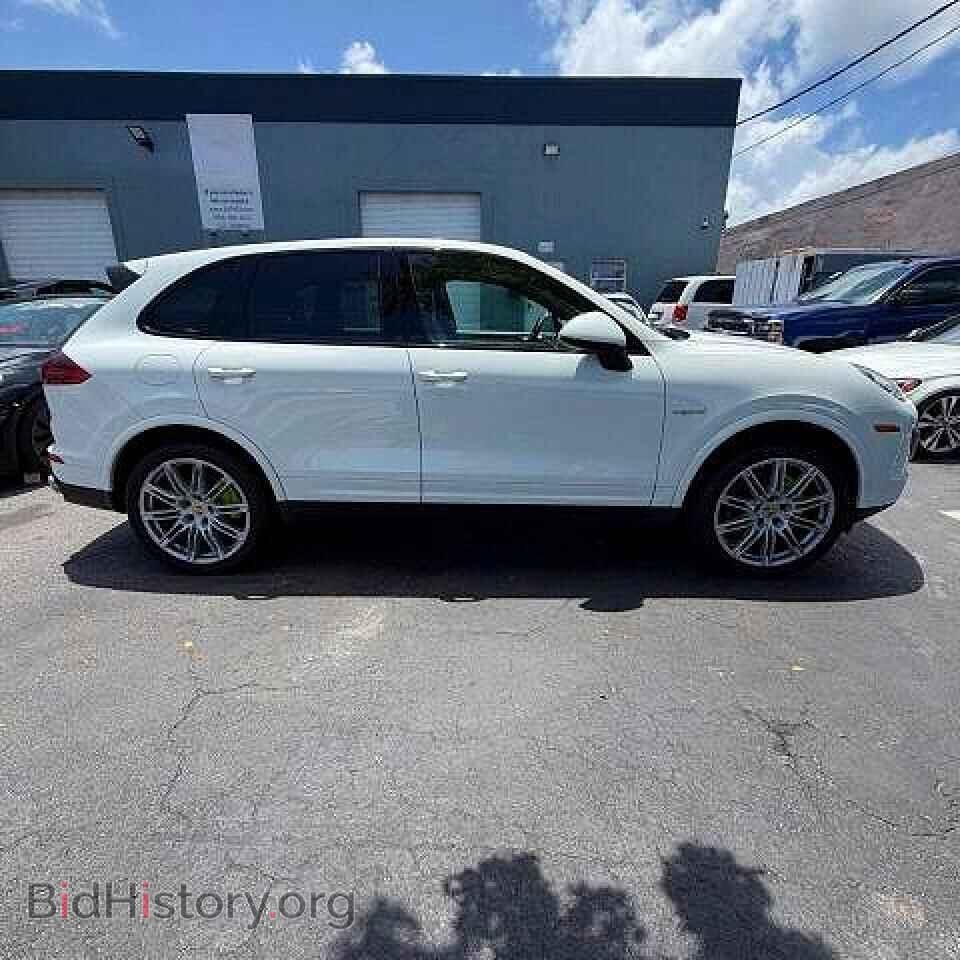 2017 PORSCHE CAYENNE - VIN: WP1AE2A26HLA70970 - Photo 15