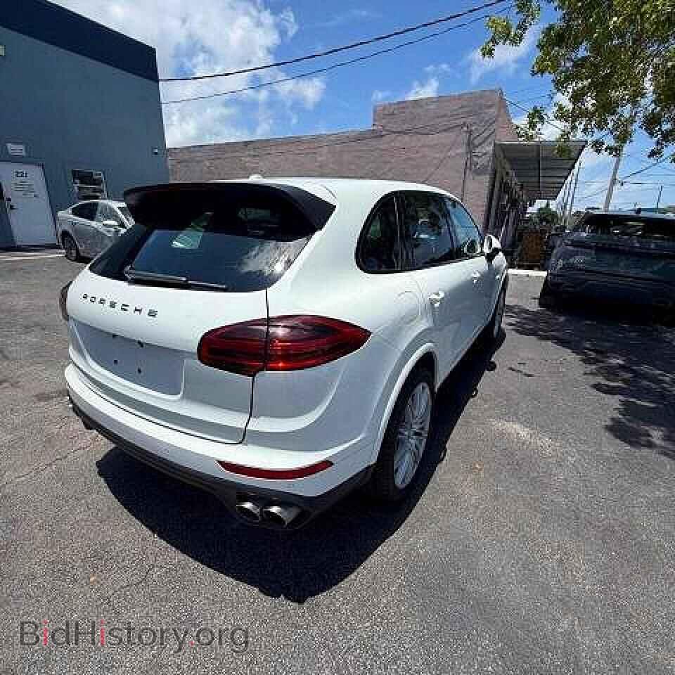 2017 PORSCHE CAYENNE - VIN: WP1AE2A26HLA70970 - Photo 3