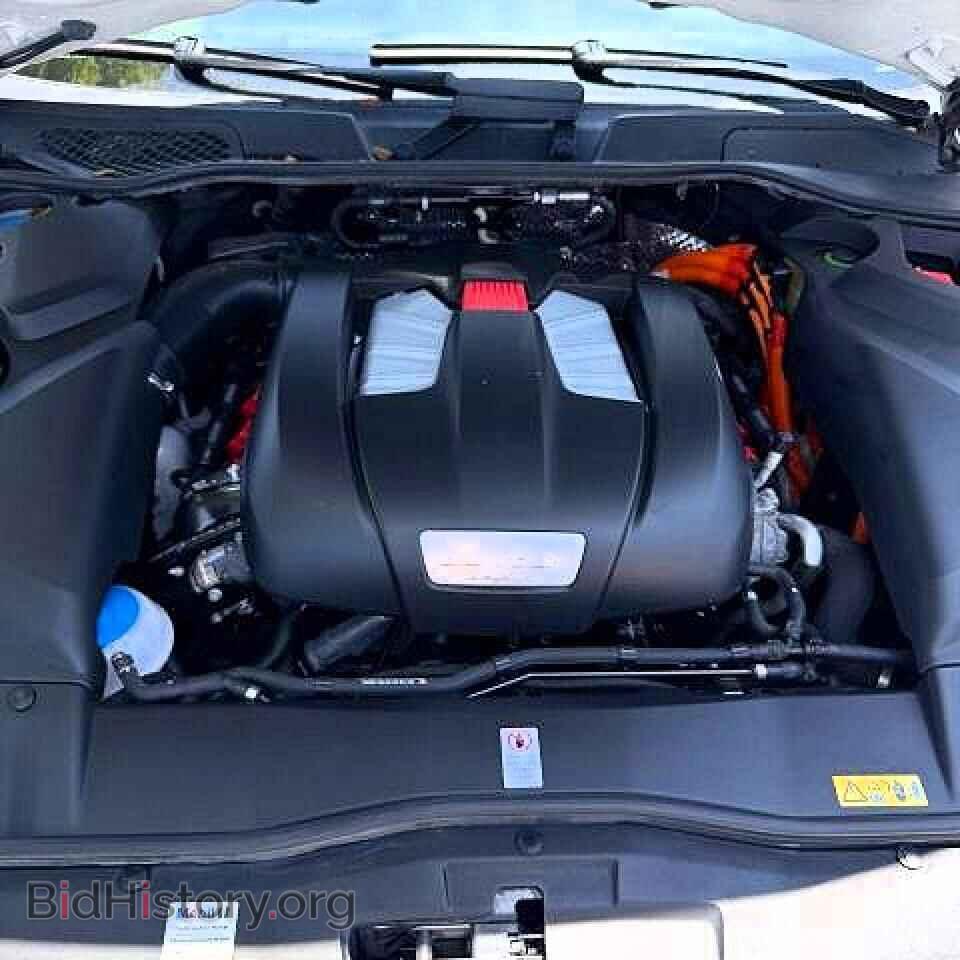 2017 PORSCHE CAYENNE - VIN: WP1AE2A26HLA70970 - Photo 7