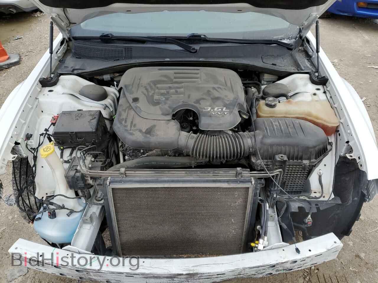 2014 CHRYSLER 300 - VIN: 2C3CCAEG8EH275817 - Фото 11