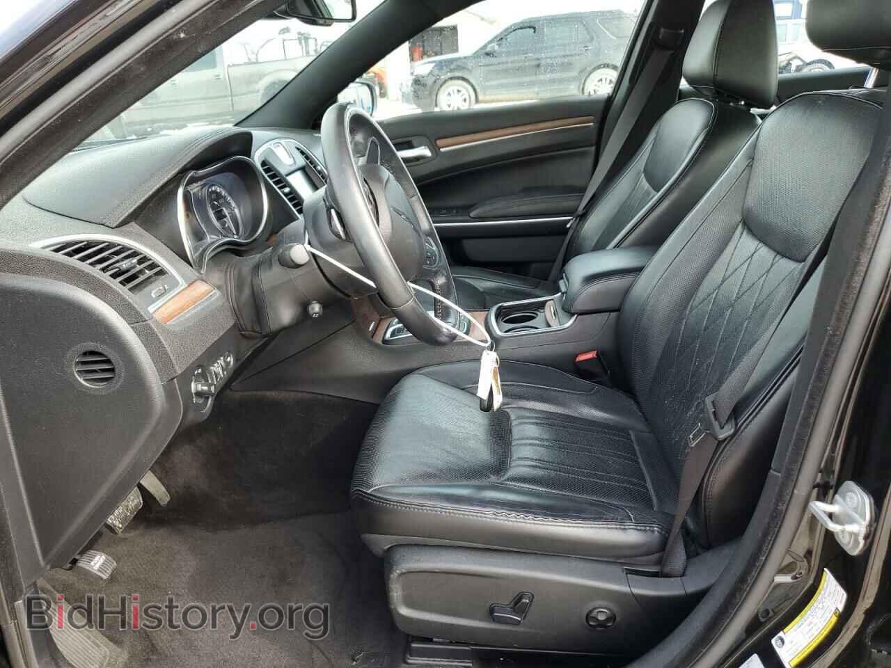2016 CHRYSLER 300 - VIN: 2C3CCASG3GH128862 - Фото 7