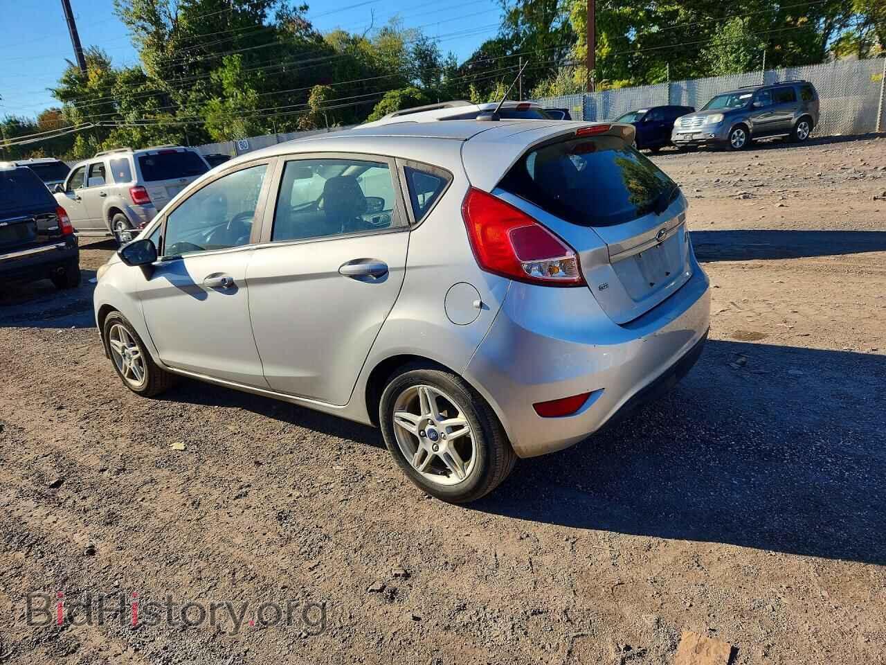 2018 FORD FIESTA - VIN: 3FADP4EJ0JM106779 - Фото 2