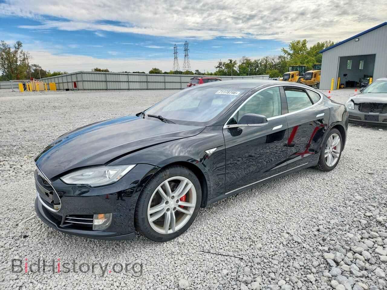 Фотография 5YJSA1CN2DFP14741 - TESLA MODEL S 2013