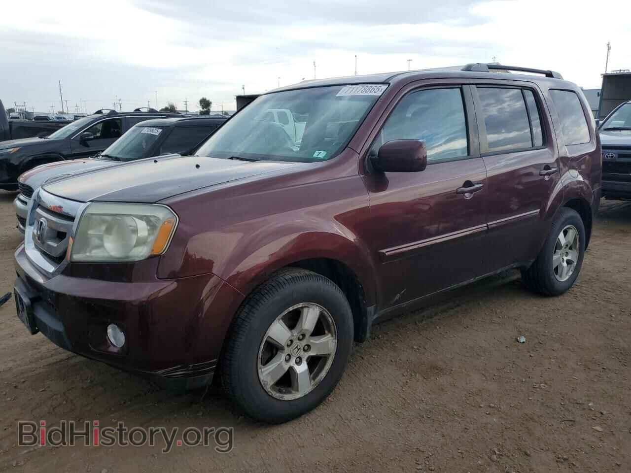 Photo 5FNYF4H57BB080085 - HONDA PILOT 2011