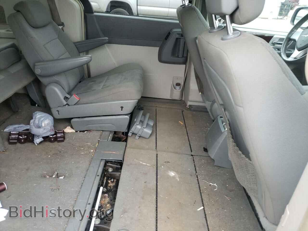 2010 CHRYSLER MINIVAN - VIN: 2A4RR5D11AR491337 - Фото 6