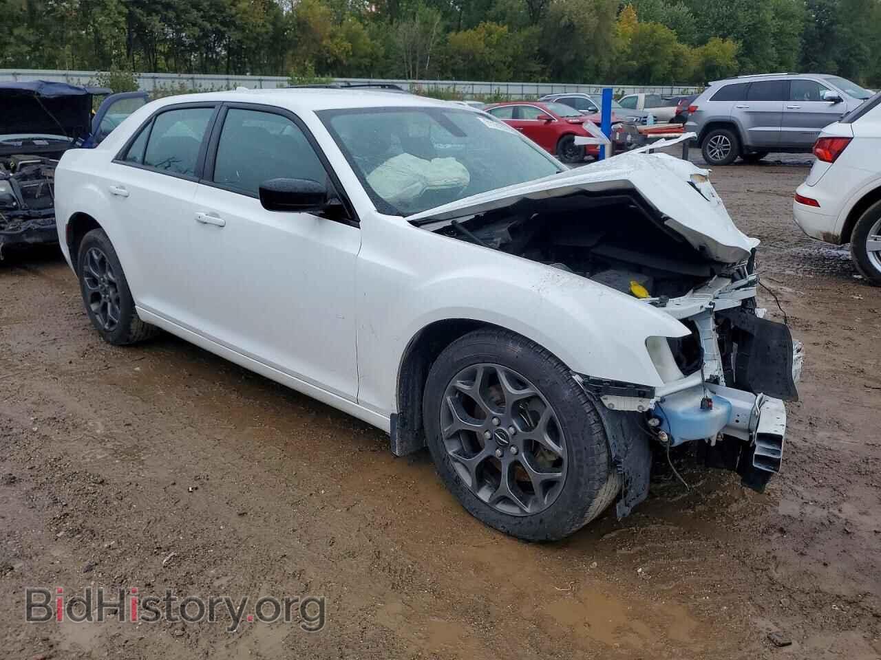 2018 CHRYSLER 300 - VIN: 2C3CCARG3JH208398 - Photo 4