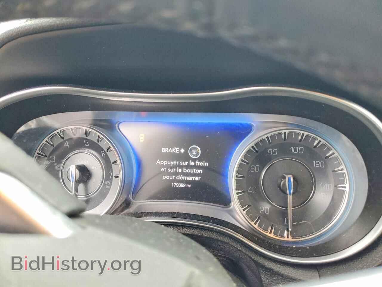 2018 CHRYSLER 300 - VIN: 2C3CCARG3JH208398 - Photo 9