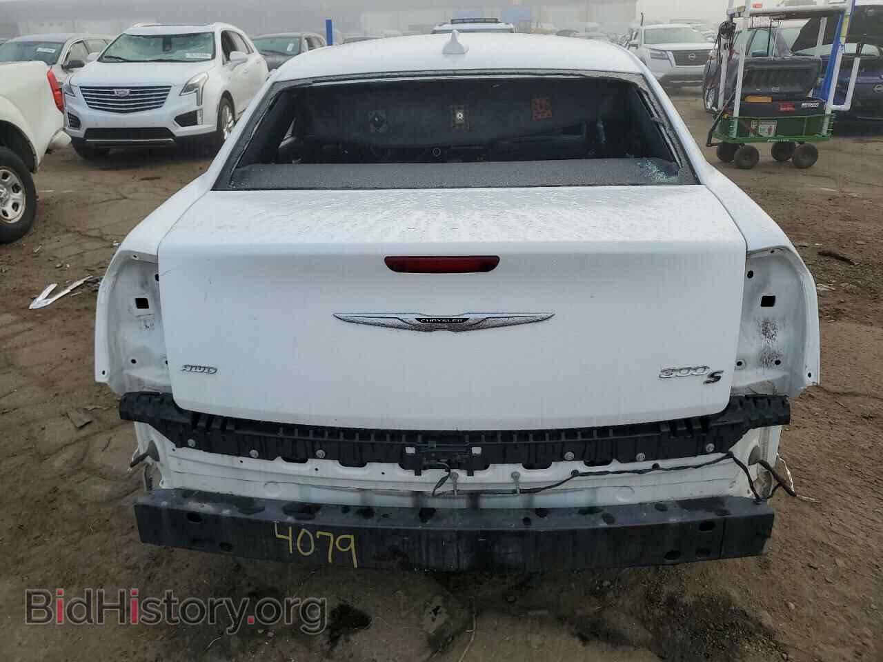 2016 CHRYSLER 300 - VIN: 2C3CCAGG8GH314079 - Фото 6