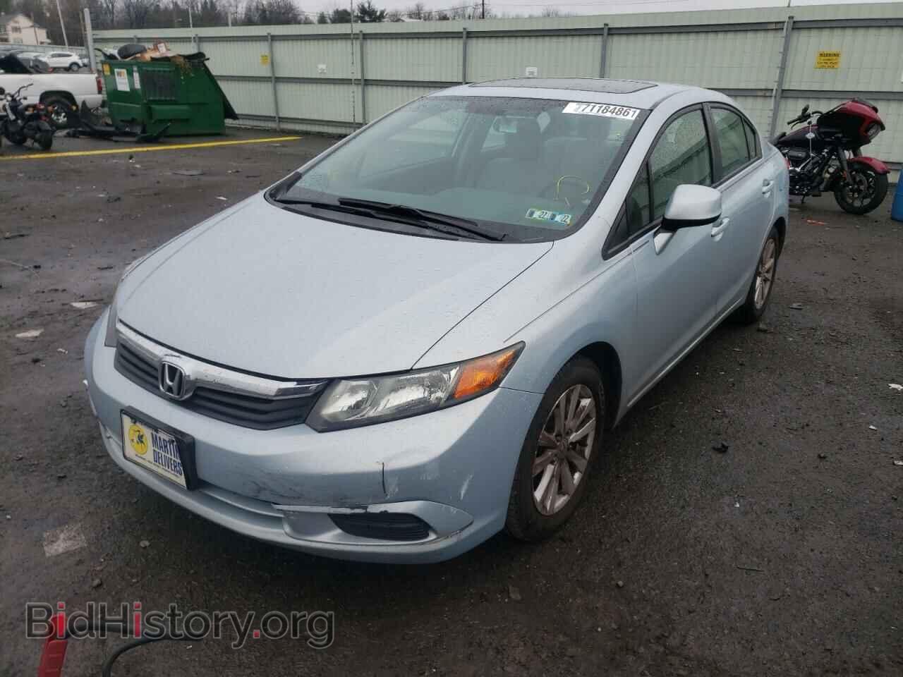 2012 HONDA CIVIC - VIN: 2HGFB2F82CH546863 - Фото 2
