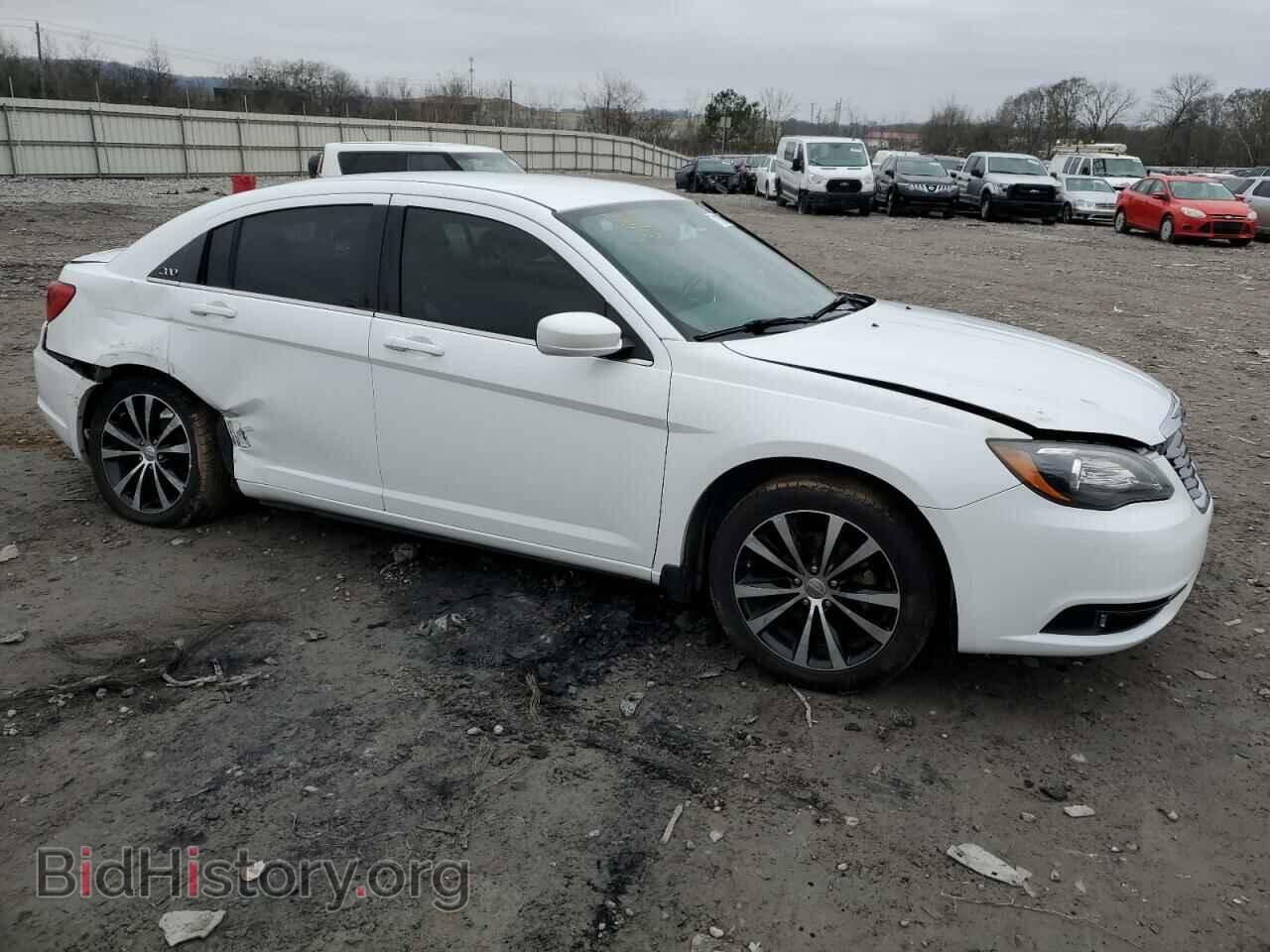 2013 CHRYSLER 200 - VIN: 1C3CCBBB0DN651656 - Фото 4