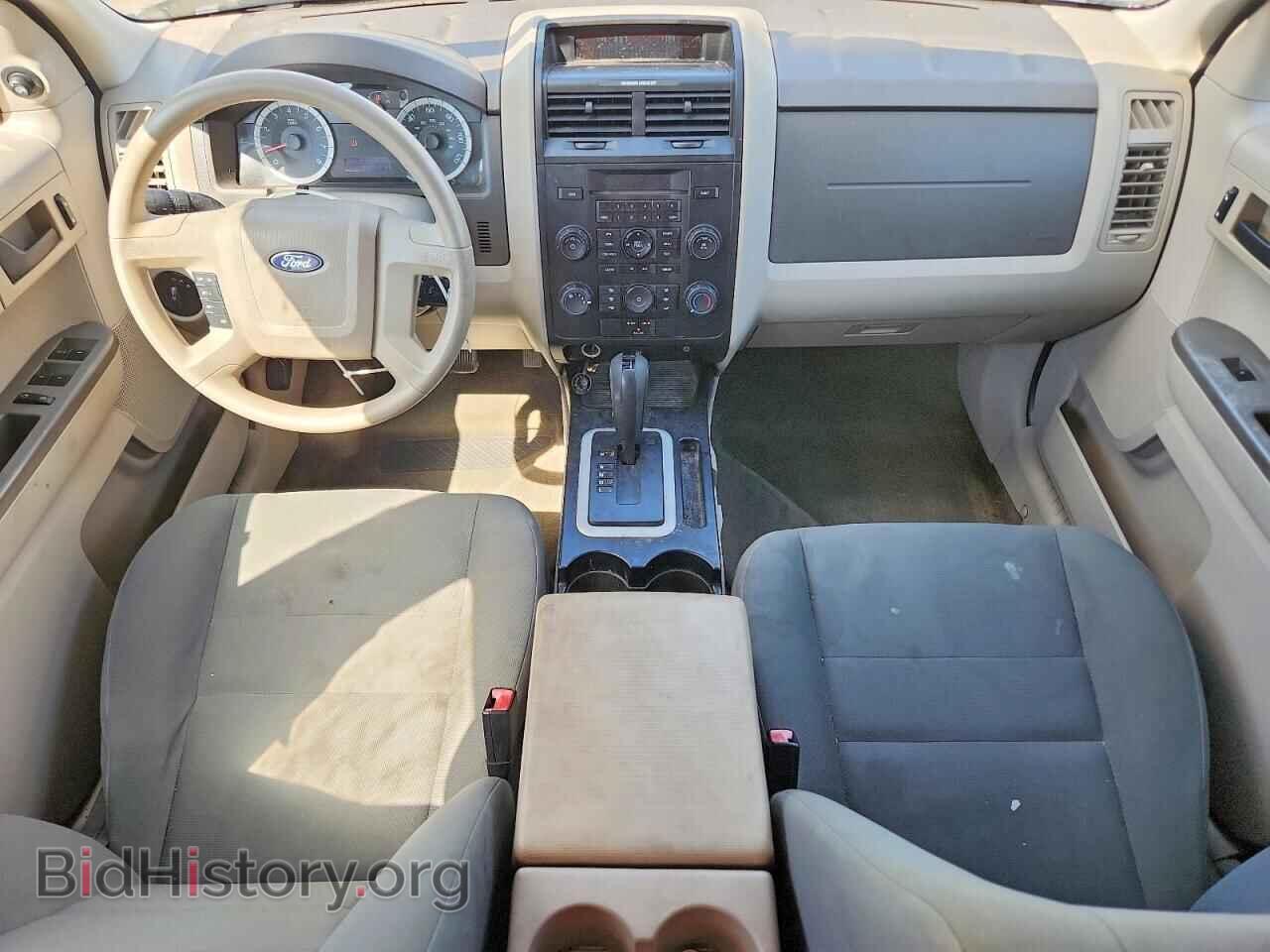 2011 FORD ESCAPE - VIN: 1FMCU0C72BKA36723 - Фото 8