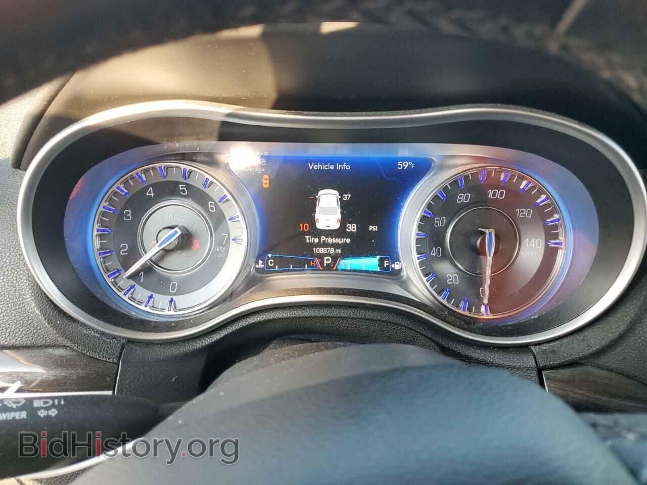 2015 CHRYSLER 300 - VIN: 2C3CCAAG5FH815504 - Фото 9