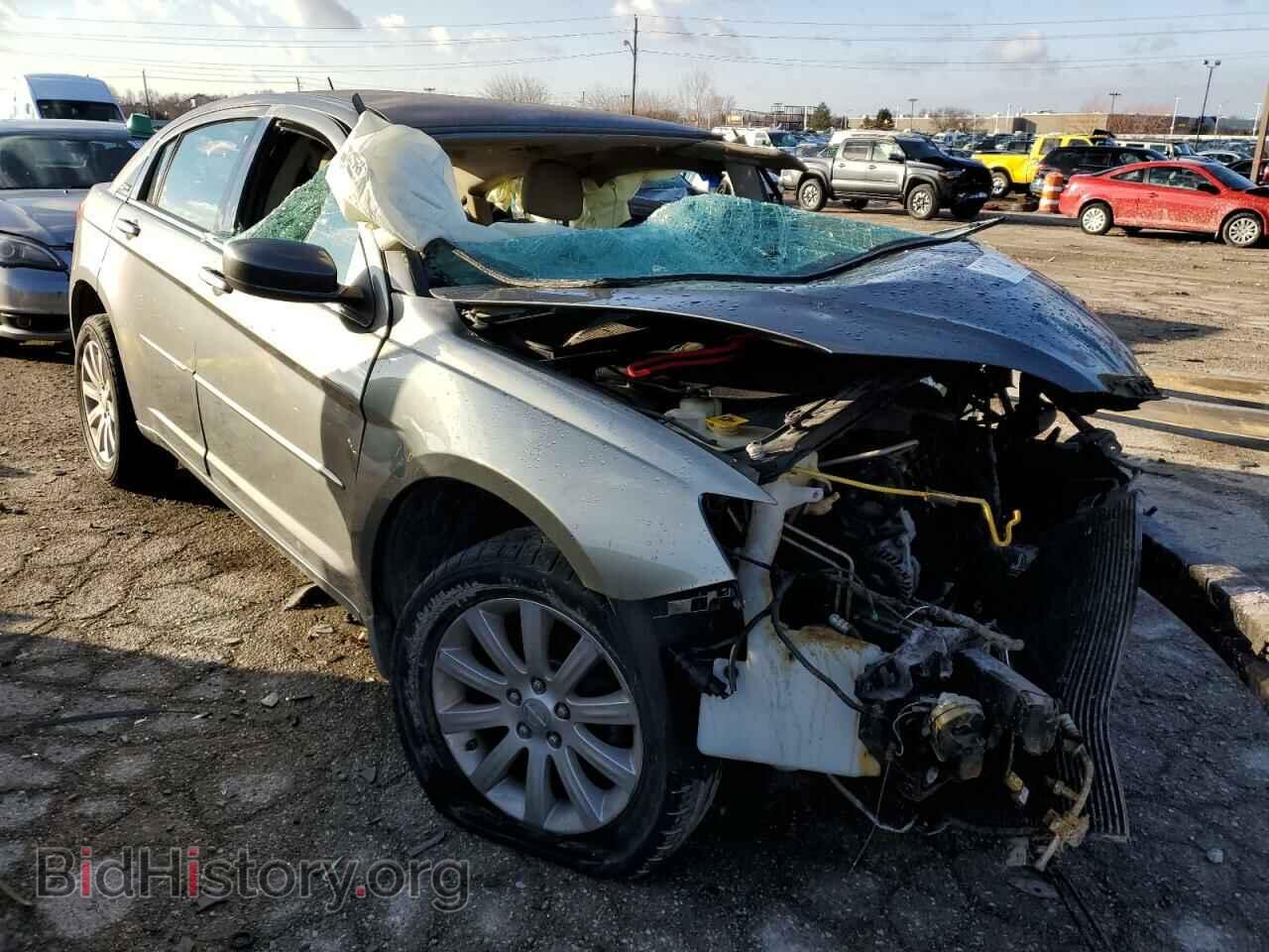 2012 CHRYSLER 200 - VIN: 1C3CCBBB7CN239295 - Фото 4