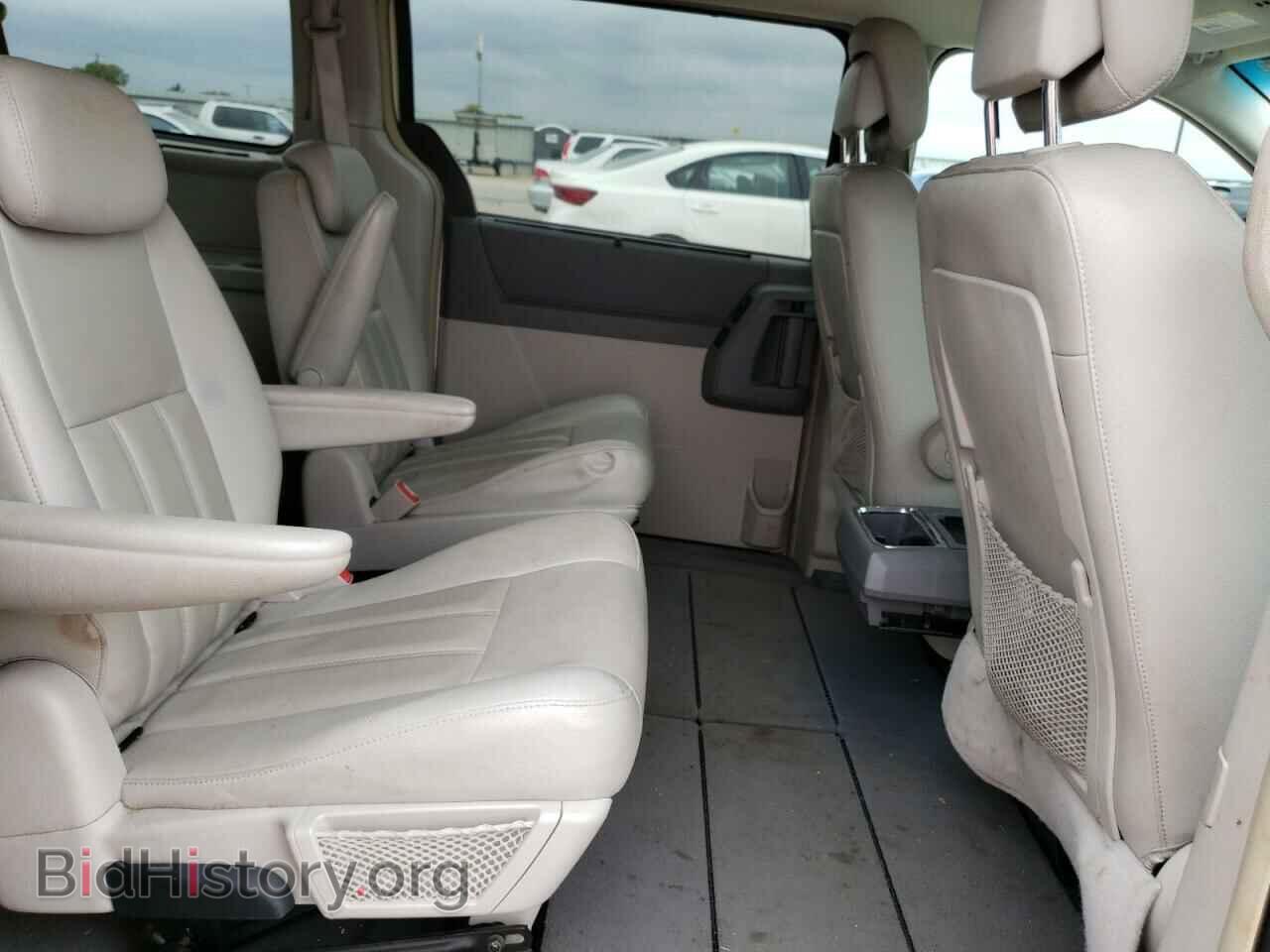 2010 CHRYSLER MINIVAN - VIN: 2A4RR5D16AR260658 - Фото 11